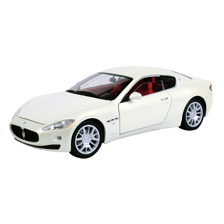 1:18 MASERATI GRANTURISMO